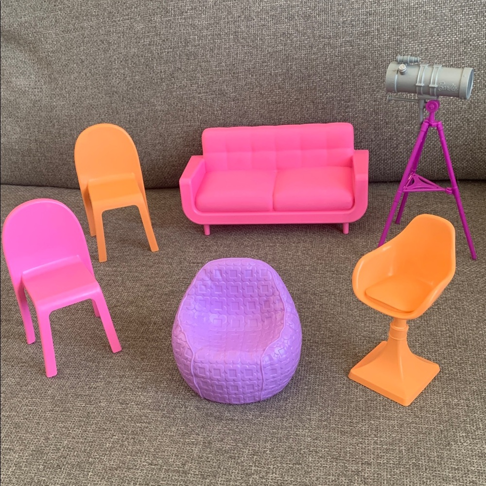 Barbie Doll Dollhouse Furniture